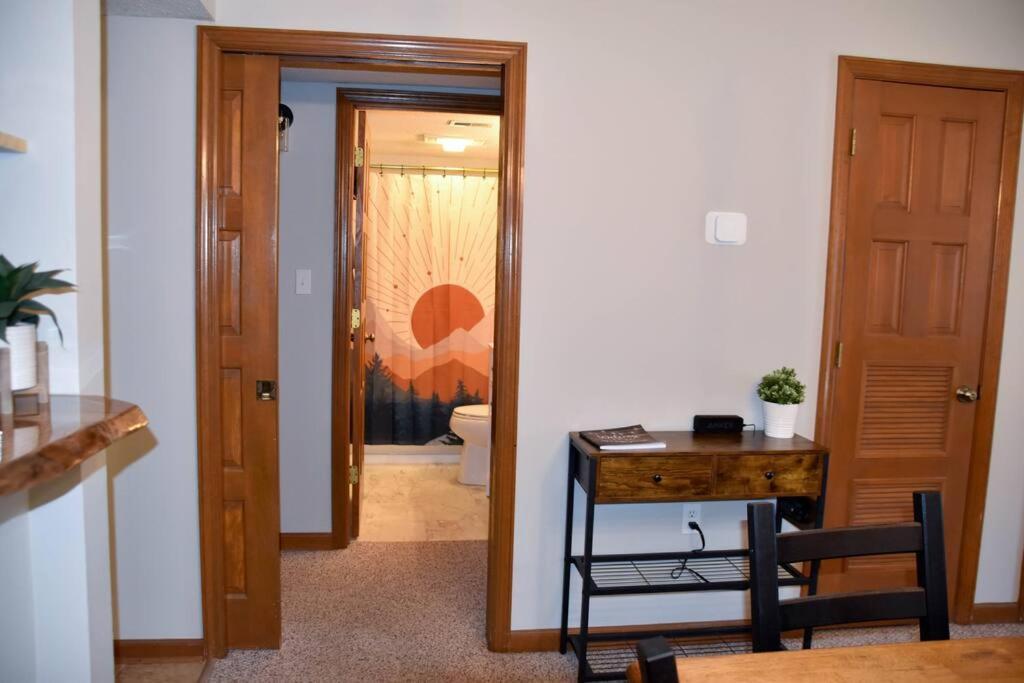 Cozy Mountain Getaway! Mountain Views! 2 Bed, 2 Bath, Sleeps 6 Apartment Gatlinburg Bagian luar foto